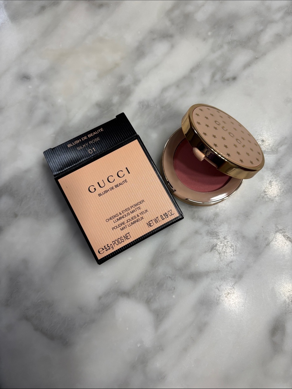 Gucci Powder Blush in Silky Rose Pink with Gold Compact